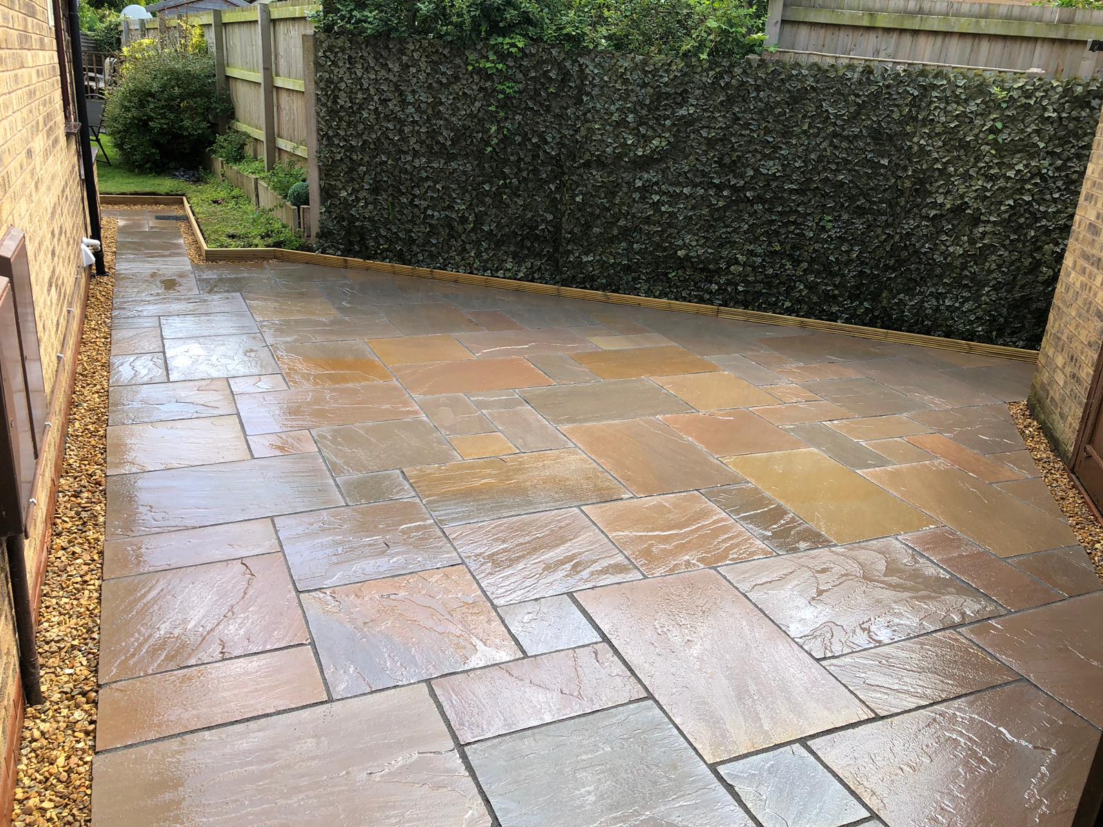 Autumn Brown 900mm x 600mm x 22mm / 19m2 Pack - Paving Traders
