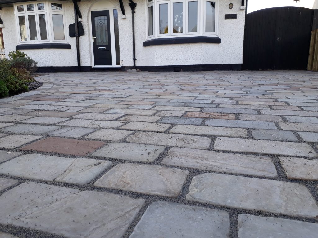 Raj Green Mix Block Paving 250x150x40mm - 10m2 Pack - Paving Traders