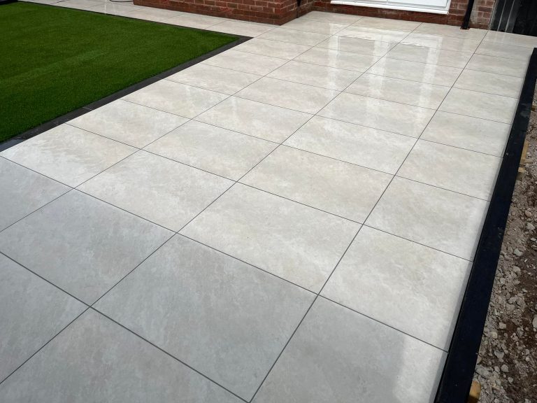 QUARTZ WHITE Porcelain - 1200x600x20mm / 21.6m2 Pack - Paving Traders